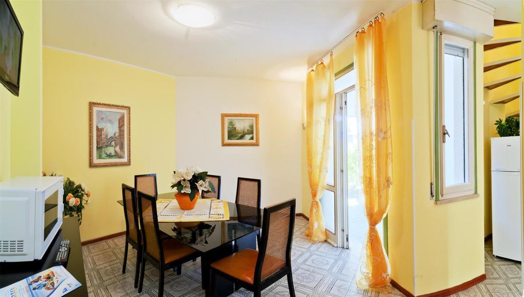 Olimpia Villa Bibione Exterior photo